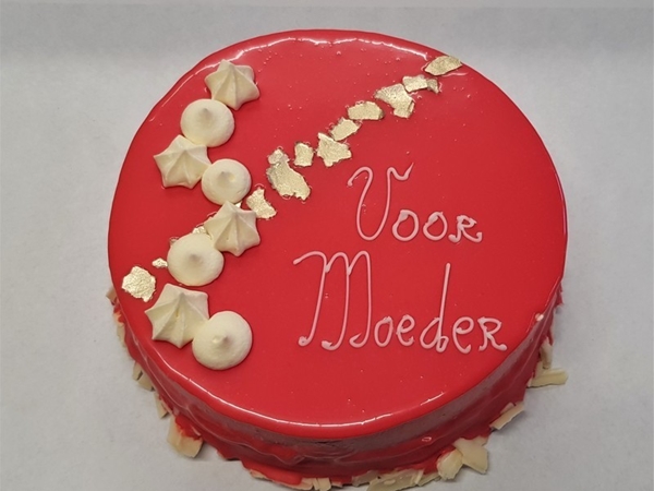 Desserttaartje aardbei-rabarber